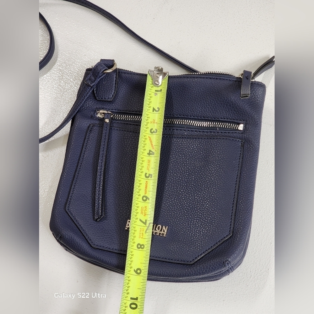 Kenneth Cole Reaction Blue Crossbody Bag with Modern Design - Picture 7 of 8